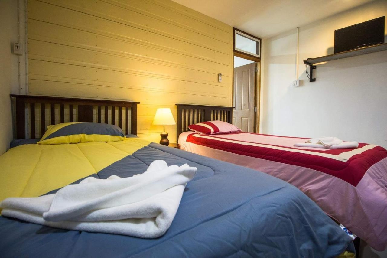 Savika Guesthouse Ranong Dış mekan fotoğraf