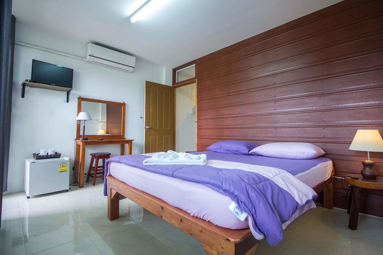 Savika Guesthouse Ranong Dış mekan fotoğraf