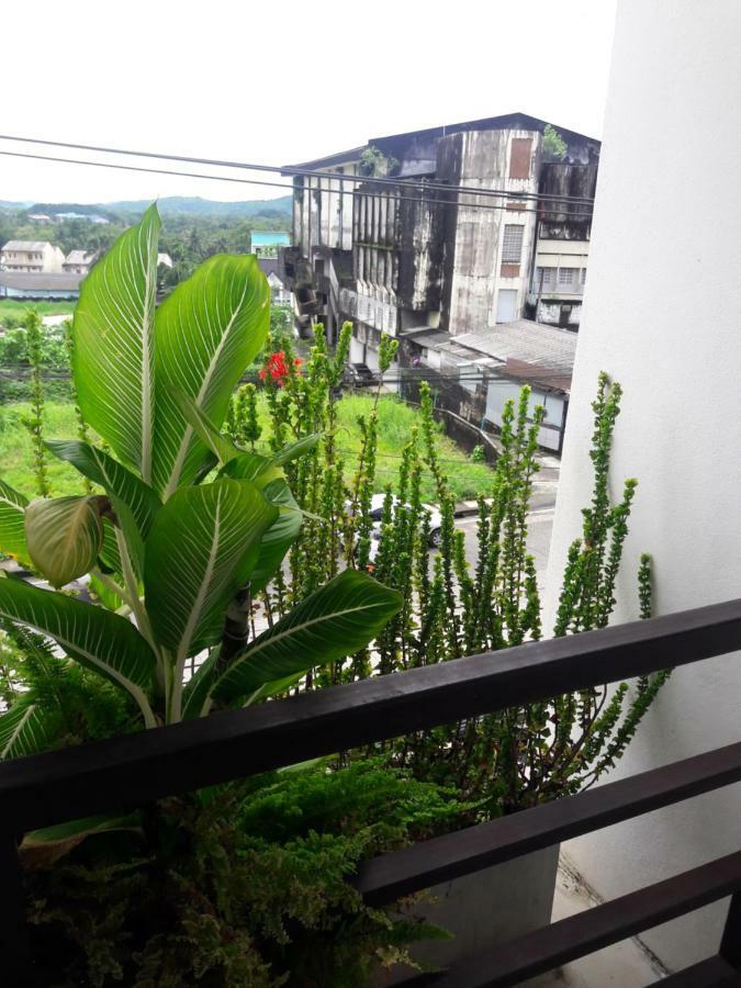 Savika Guesthouse Ranong Dış mekan fotoğraf
