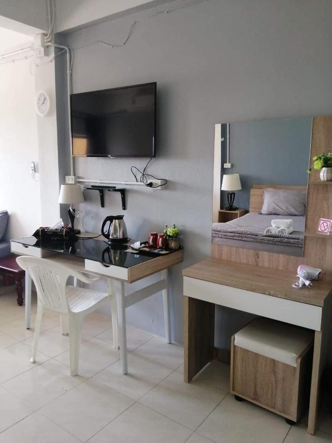 Savika Guesthouse Ranong Dış mekan fotoğraf
