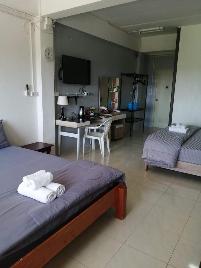Savika Guesthouse Ranong Dış mekan fotoğraf