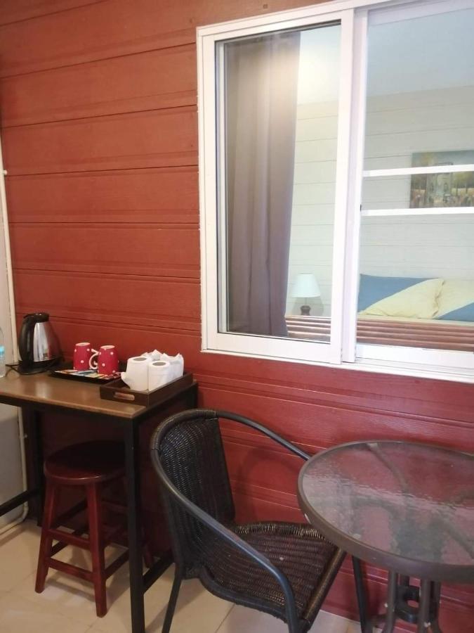 Savika Guesthouse Ranong Dış mekan fotoğraf