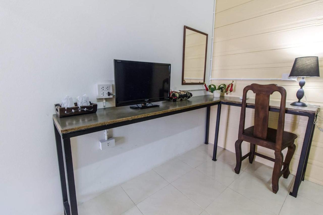 Savika Guesthouse Ranong Dış mekan fotoğraf